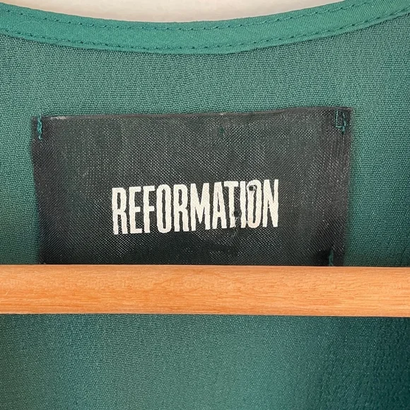 Reformation Marta Green Viscose Surplice Wrap Dress Mini Puff 1/2 Sleeves XS - Picture 5 of 8